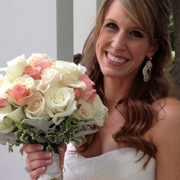 Meet your Posher, Stephanie - Picture 7 of 8